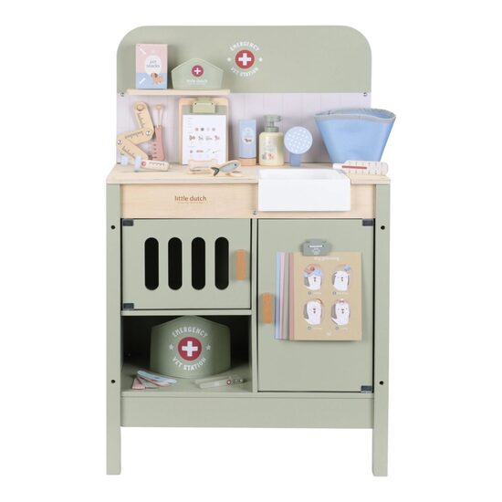 Little Dutch Veterinary Practice FSC wood